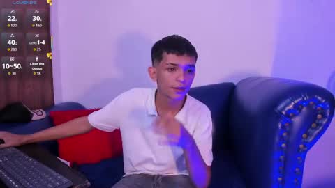 Snapshot of littlecum18 chatting on 07-12-26, 03:19 Pipe online show from 07-12-26, 03:19