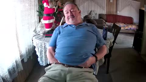 Snapshot of littled83057 chatting on 12-21-24, 08:10 Littled83057 online show from 12-21-24, 08:10