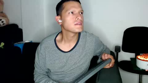 Manu online show from 01-29-25, 03:44