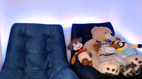 Manu online show from 03-29-26, 04:34