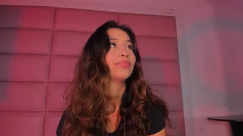 littlee_emma_ online show from 11-15-25, 11:54