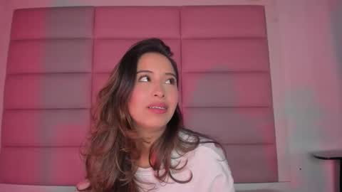 littlee_emma_ online show from 11-30-25, 03:21