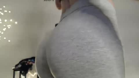 Your little flower  online show from 11-29-25, 08:28