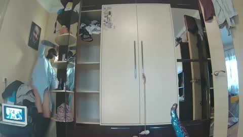 littlehappines online show from 04-13-26, 03:17