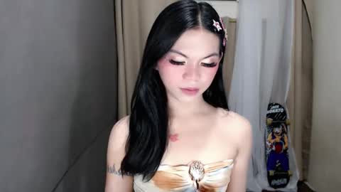 littlelace_ online show from 04-22-26, 10:44