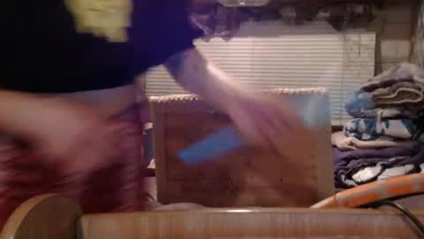 littleleo96 online show from 11-06-25, 06:58