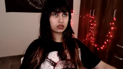 Snapshot of littleluciferrr chatting on 05-13-26, 10:17 Lucifer online show from 05-13-26, 10:17