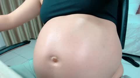 Sarahs Room online show from 02-12-25, 09:22