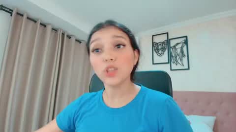 Sarahs Room online show from 07-15-26, 11:54
