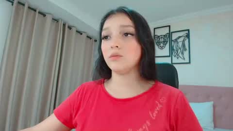 Sarahs Room online show from 07-29-26, 10:41
