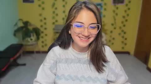 Mia  Wednesday to Sunday 730 am to 1030 am Colombian Hour D online show from 04-17-26, 03:09