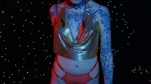 Niki  free tg channel with some photos gifs and info about streams  online show from 02-09-25, 10:32