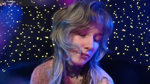 Niki  free tg channel with some photos gifs and info about streams  online show from 04-15-26, 07:58