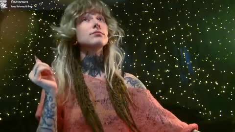 Niki  free tg channel with some photos gifs and info about streams  online show from 04-22-26, 11:12