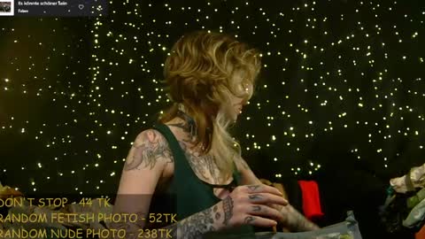 Niki  free tg channel with some photos gifs and info about streams  online show from 05-16-26, 03:55