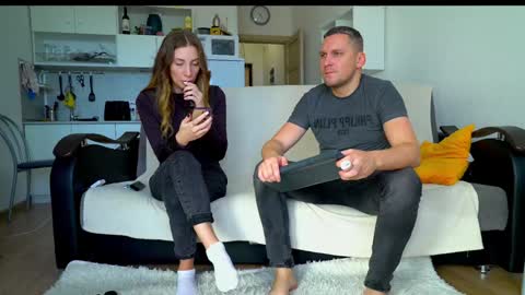 Little Tifany online show from 10-17-25, 10:40