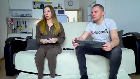 Little Tifany online show from 11-18-25, 11:03