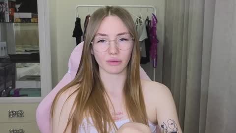 Eliana online show from 02-02-25, 01:30