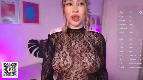 Snapshot of liujunne chatting on 11-18-25, 10:14 Junne liu online show from 11-18-25, 10:14