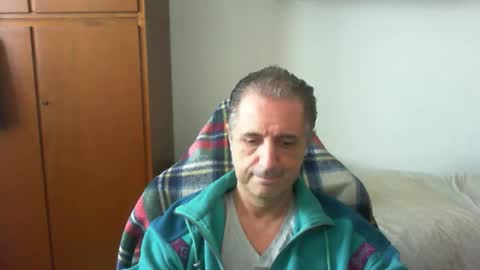 liuk53 online show from 04-27-26, 02:48