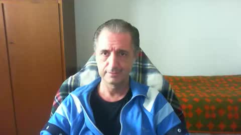 liuk53 online show from 05-10-26, 12:43