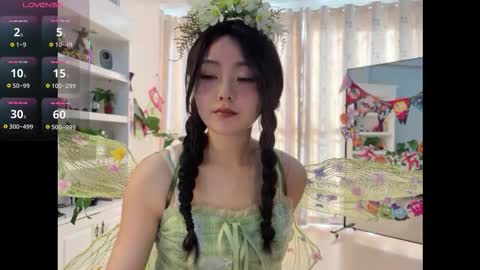 nana online show from 10-26-25, 08:42