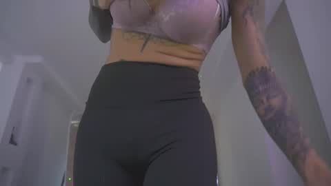 Emily  R online show from 02-23-25, 07:17