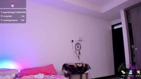 Vanessa online show from 02-18-25, 08:03