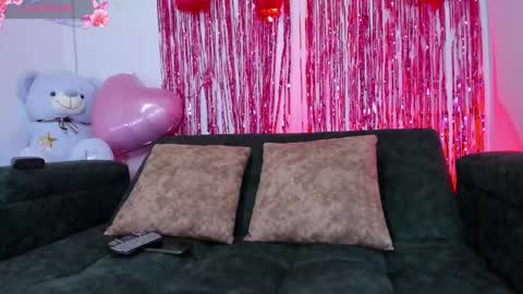 Liz online show from 02-14-26, 04:20