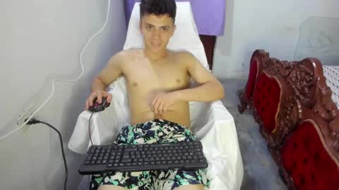 Chris online show from 12-28-24, 09:09