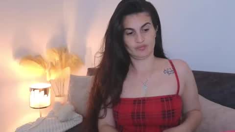 liz online show from 02-12-25, 03:49