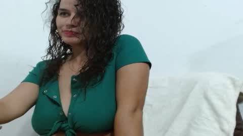 liz_fe online show from 10-03-25, 04:42