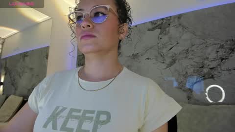 Liz  online show from 02-11-26, 10:09