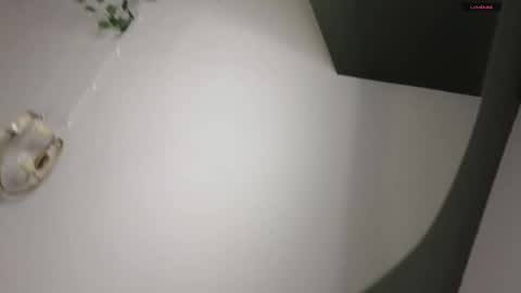 your love  online show from 02-26-26, 04:39