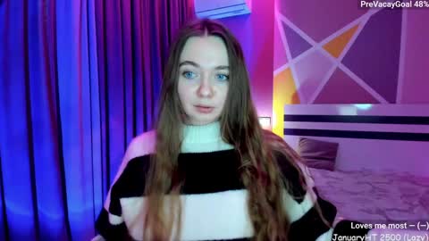 Snapshot of lizaghost chatting on 01-08-25, 12:37 Girl next door online show from 01-08-25, 12:37
