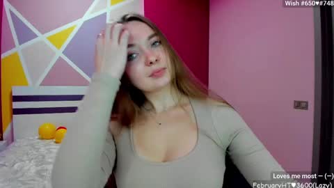 Snapshot of lizaghost chatting on 02-24-25, 12:37 Girl next door online show from 02-24-25, 12:37