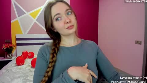 Snapshot of lizaghost chatting on 02-26-25, 12:36 Girl next door online show from 02-26-25, 12:36