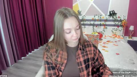 Snapshot of lizaghost chatting on 10-11-25, 11:53 Girl next door online show from 10-11-25, 11:53