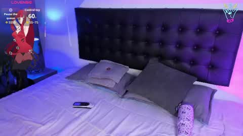 Snapshot of lizasweett_ chatting on 07-30-26, 10:42 Liza online show from 07-30-26, 10:42