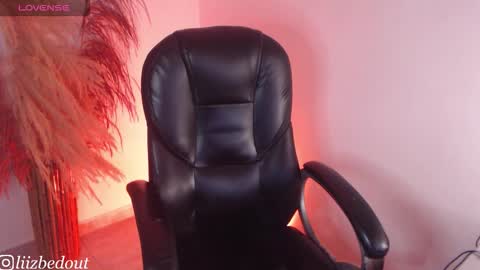 lizbedoutx online show from 03-03-26, 01:12