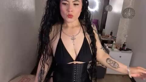 Snapshot of lizha_milf chatting on 12-03-25, 05:33 Lizha online show from 12-03-25, 05:33