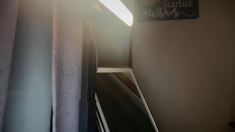 Liz Purr online show from 09-23-25, 02:42