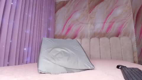 Lizza online show from 07-22-26, 11:57