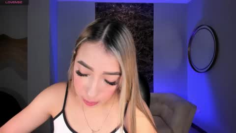 Lizz online show from 11-13-25, 04:11