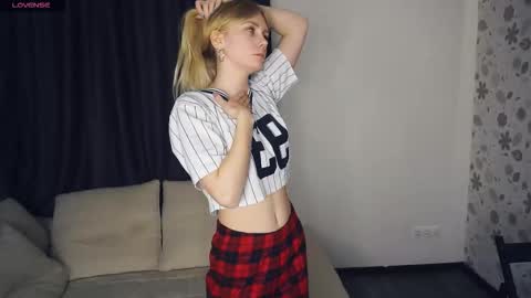 Megan online show from 01-12-26, 06:13