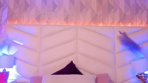 Snapshot of lizzi_hotman chatting on 05-10-26, 01:27 LIZZI online show from 05-10-26, 01:27