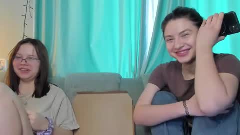 lizzi_muur online show from 01-29-25, 12:13