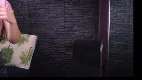 Snapshot of lizzie_collin chatting on 10-13-25, 01:22 Lizzie online show from 10-13-25, 01:22