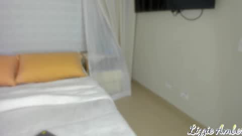 Snapshot of lizzieamber chatting on 03-11-25, 08:41 lizzieamber online show from 03-11-25, 08:41