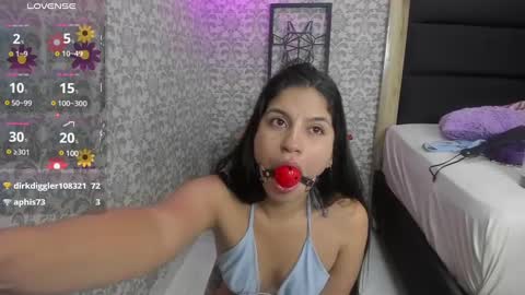 Snapshot of lizziemontana2 chatting on 02-25-25, 11:22 online show from 02-25-25, 11:22